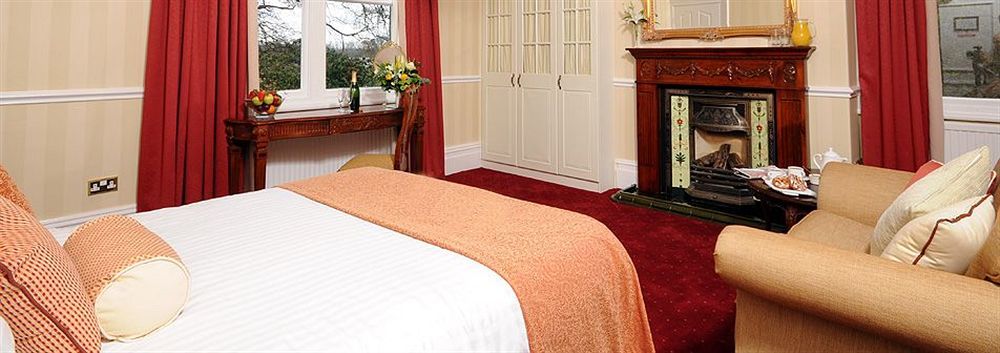 Brook Hall Hotel Childer Thornton Экстерьер фото